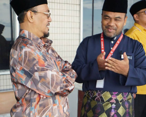 HARI_BERTEMU_PELANGGAN_RUMAH_TERBUKA_SYAWAL_5