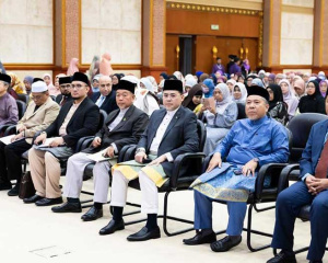 PERSIDANGAN_ANTARABANGSA_BRUNEI_13